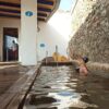 Aguas termales naturales en El Farell, Caldes de Montbui, una experiencia de relajación en un retiro cerca de Barcelona.