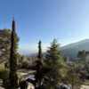 Vistas panorámicas de montaña en Caldes de Montbui, entorno natural ideal para un retiro de bienestar cerca de Barcelona.